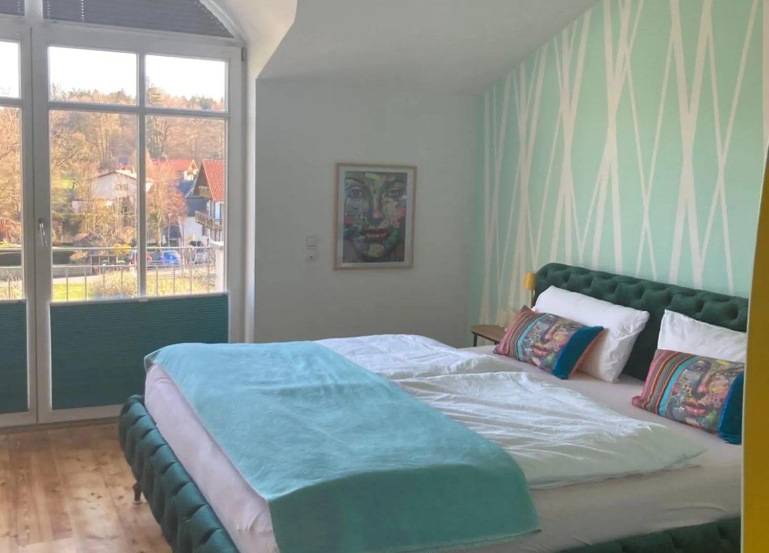 Villenzimmer Mit Eigenem Bad, Kunst Und Aussicht Münsing